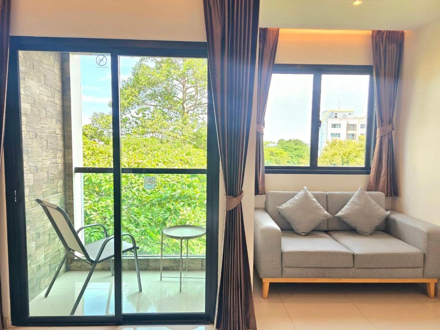 The Tj Hotel Jomtien Bagian luar foto